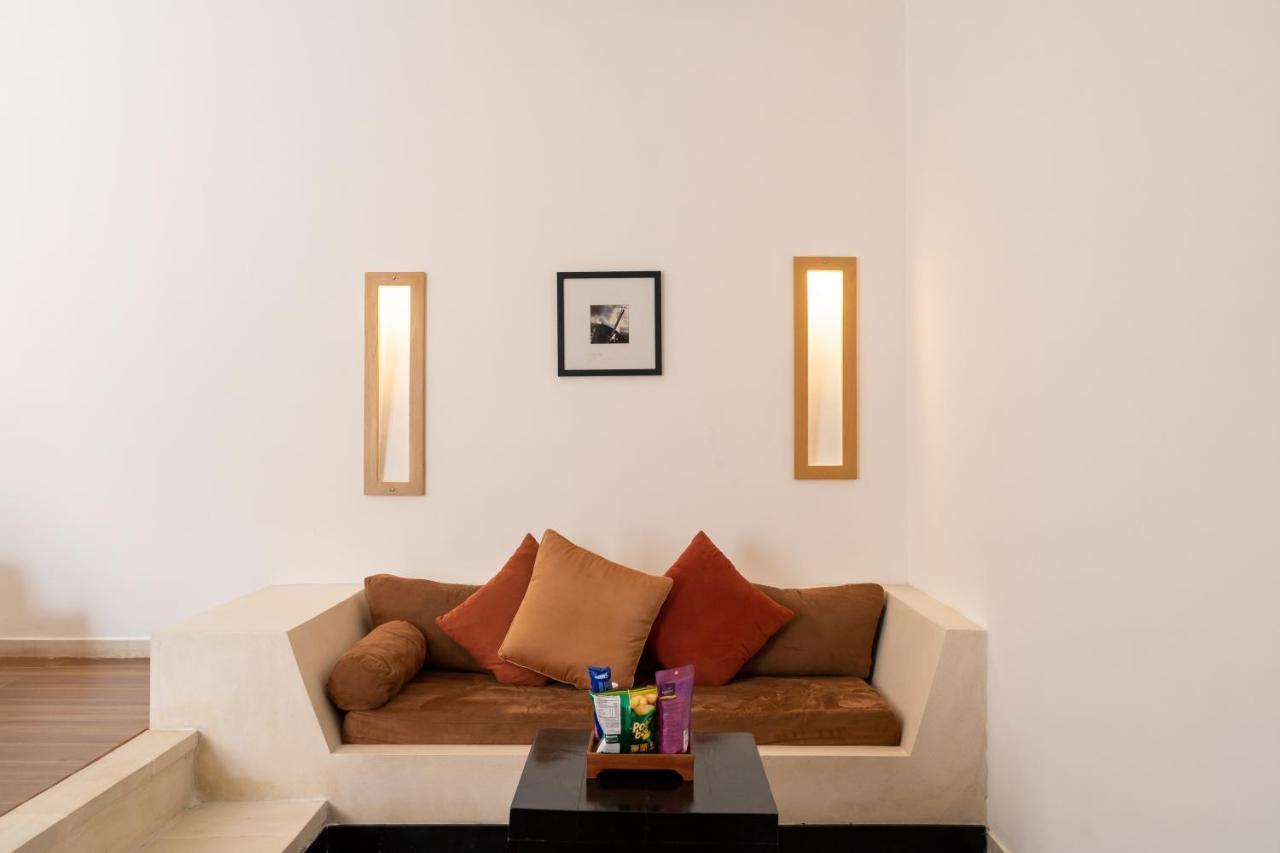 The Seminyak Suite - Private Villa Buitenkant foto