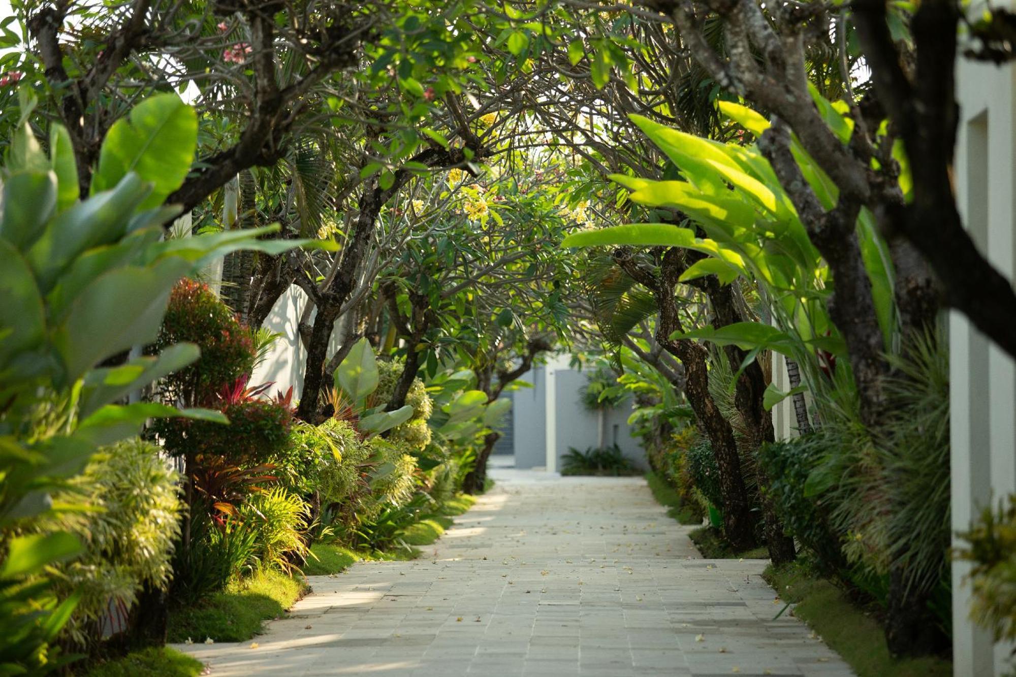 The Seminyak Suite - Private Villa Buitenkant foto