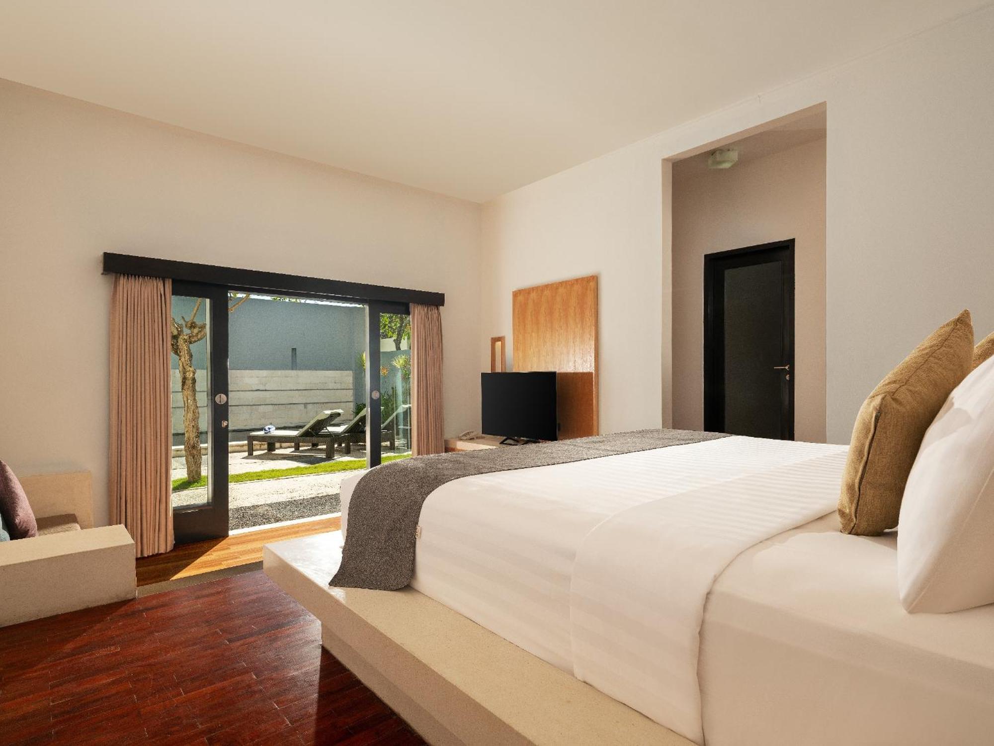 The Seminyak Suite - Private Villa Buitenkant foto