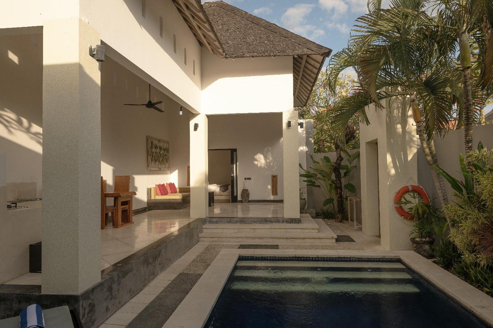 The Seminyak Suite - Private Villa Buitenkant foto