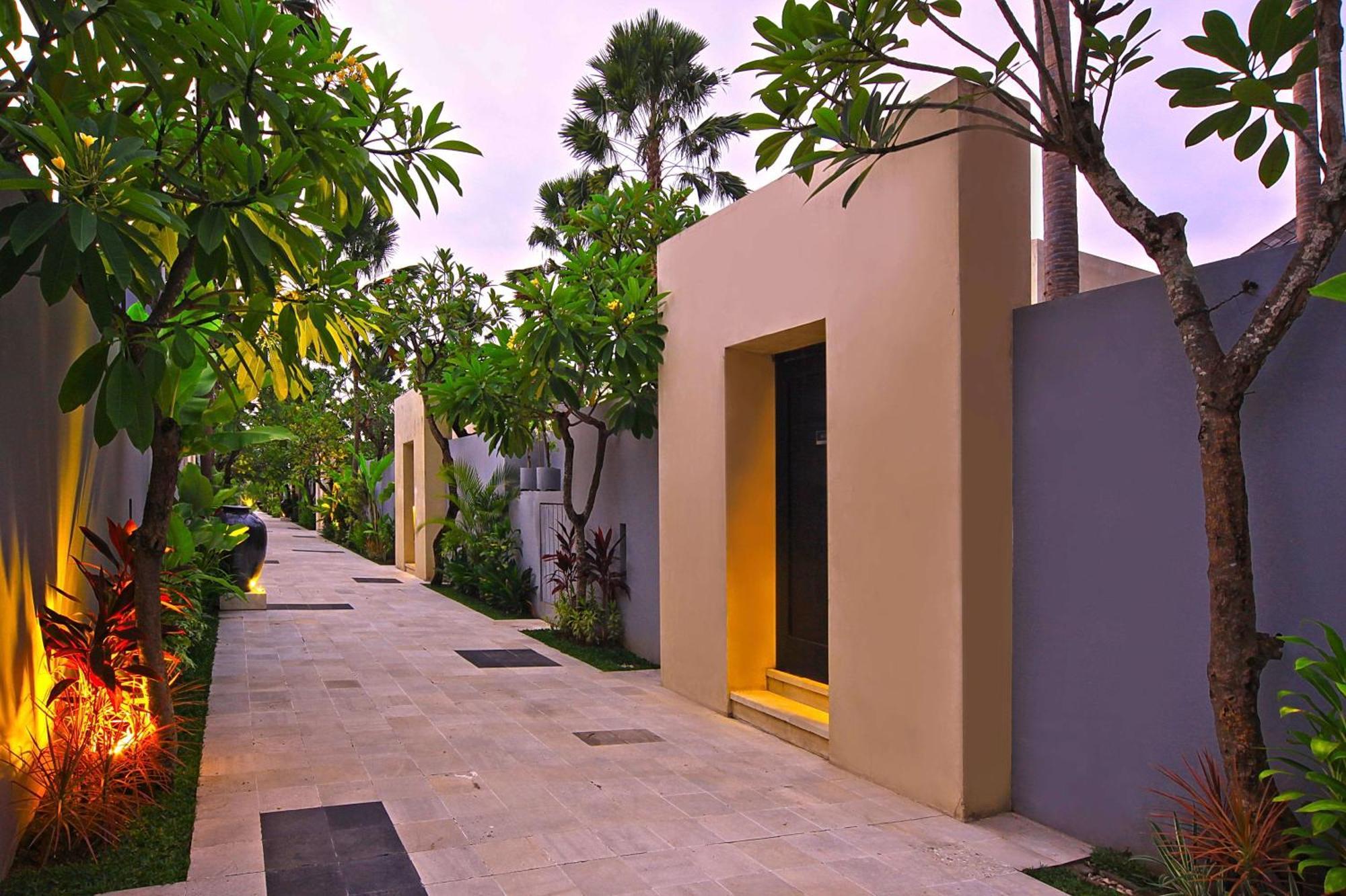 The Seminyak Suite - Private Villa Buitenkant foto
