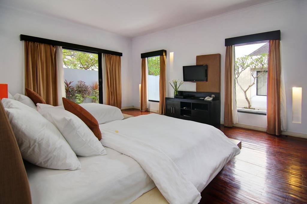The Seminyak Suite - Private Villa Buitenkant foto