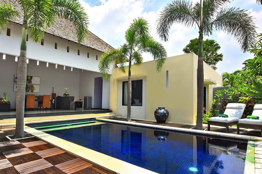 The Seminyak Suite - Private Villa Buitenkant foto